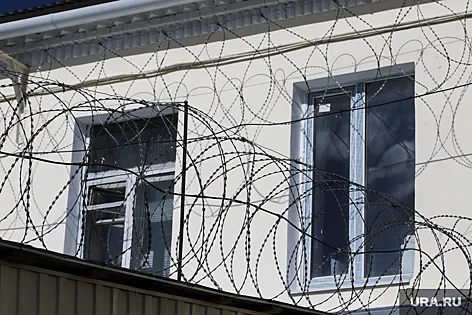 В Кургане зек, освобожденный раньше срока из-за рака, снова сел В Кургане зек, освобожденный раньше срока из-за рака, снова сел